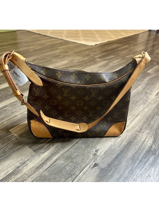 Louis Vuitton Handbags - Louis Vuitton Monogram Canvas Shoulder Bag in Brown and Tan Vachetta